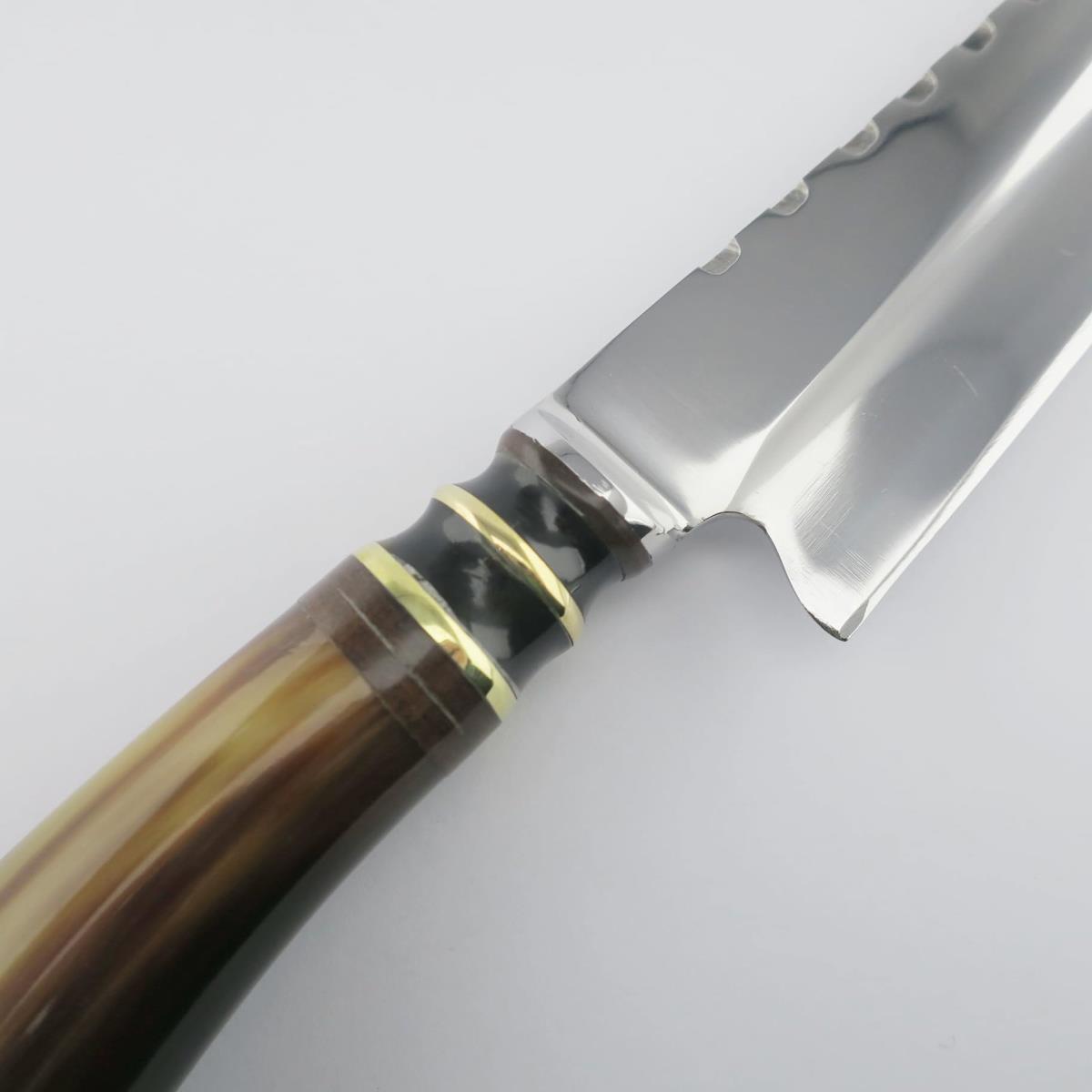 High-quality 6.3-inch stainless steel knife with a unique cow horn handle, ideal for various kitchen tasks. Features a durable blade and an ergonomically designed grip for comfortable use.